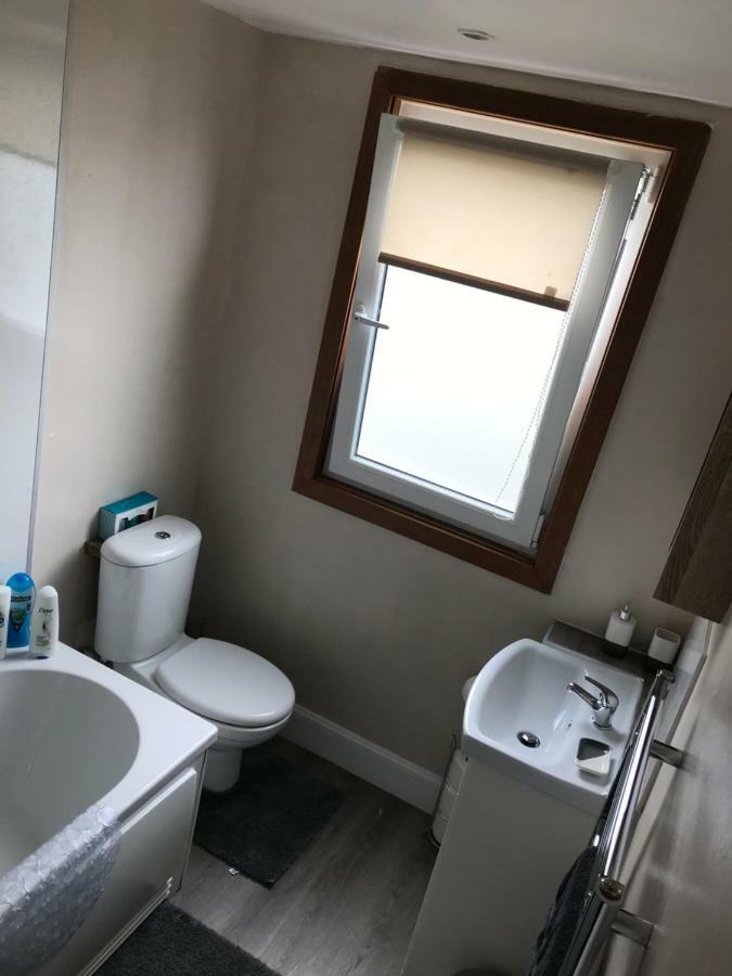 “A Wee Pad In Dunfermline” Apartment Luaran gambar